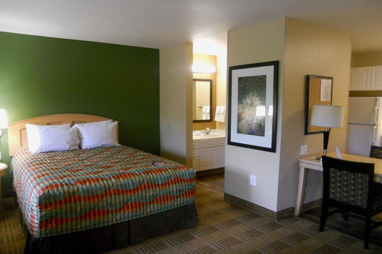 Extended Stay America Suites - Orlando - Convention Center - Universal Blvd Williamsburg Екстериор снимка