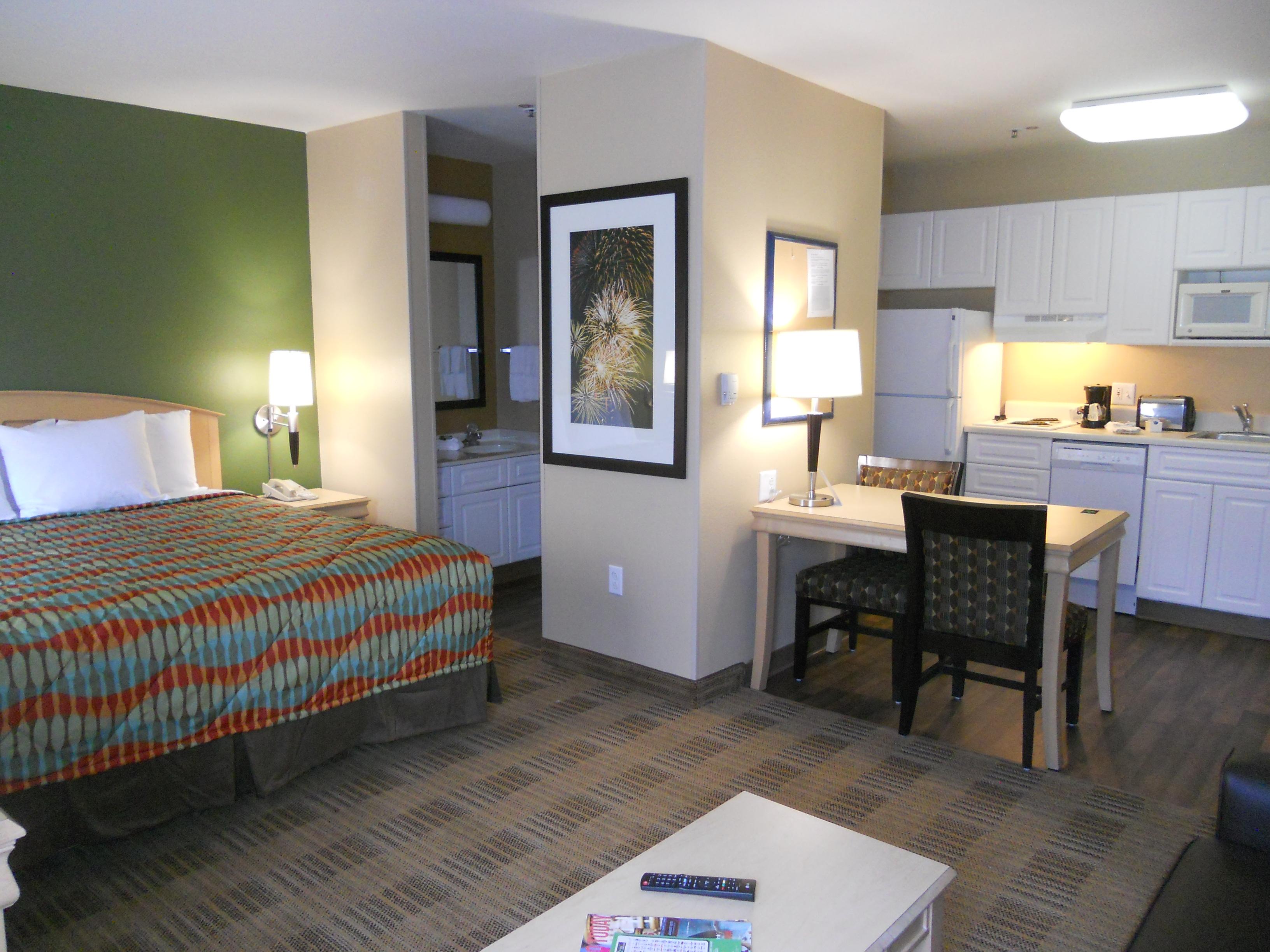 Extended Stay America Suites - Orlando - Convention Center - Universal Blvd Williamsburg Екстериор снимка