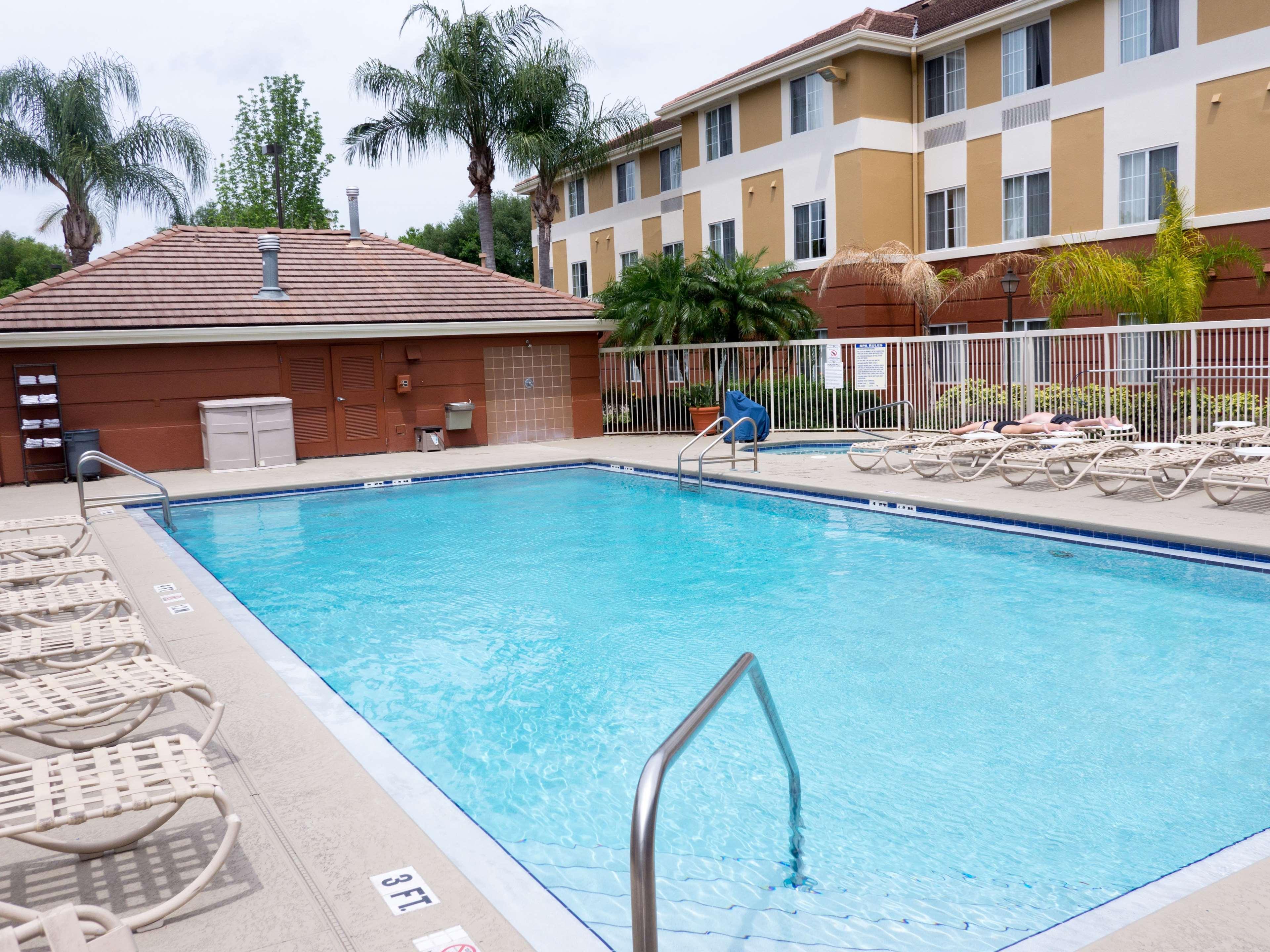 Extended Stay America Suites - Orlando - Convention Center - Universal Blvd Williamsburg Екстериор снимка