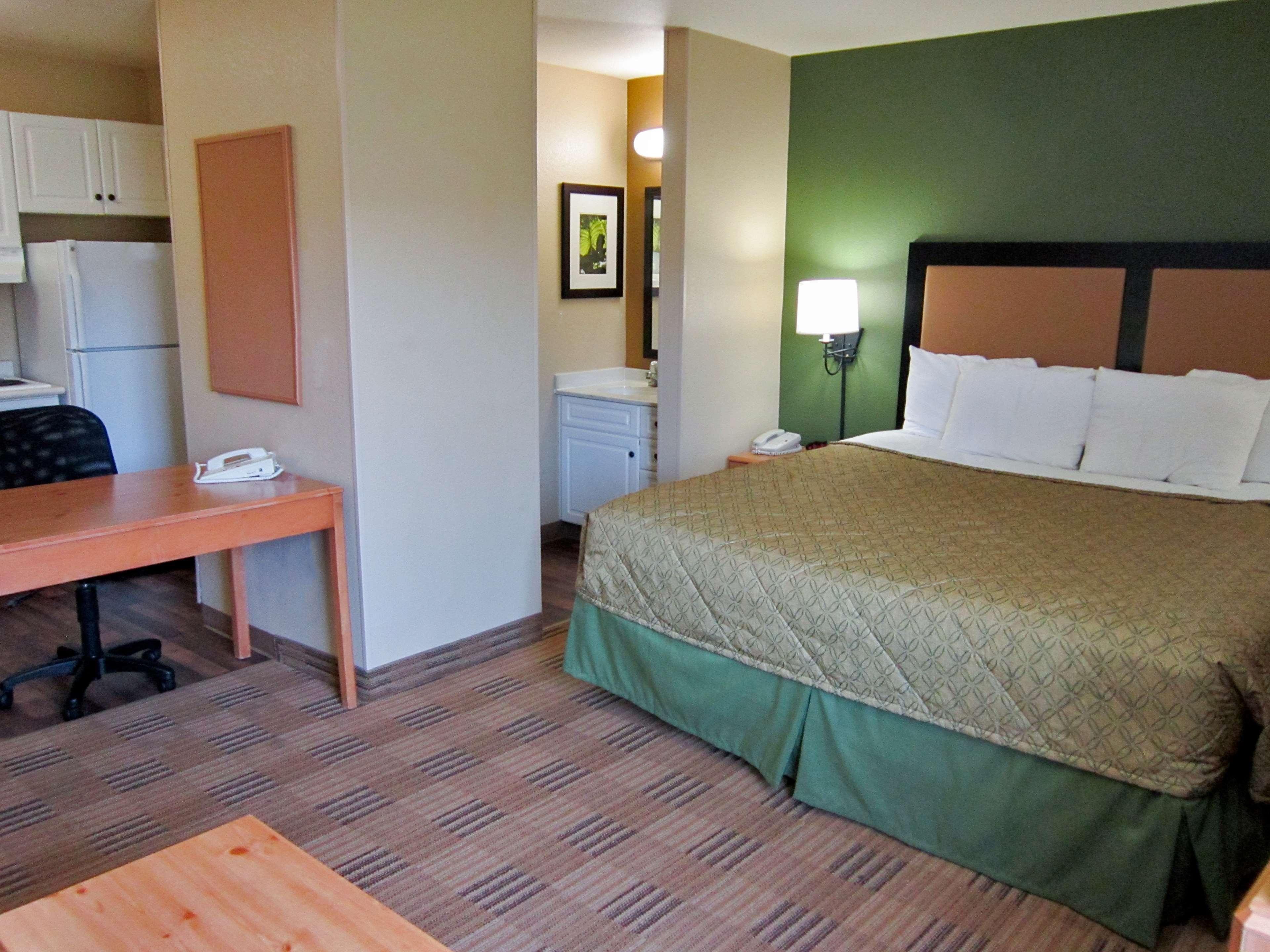 Extended Stay America Suites - Orlando - Convention Center - Universal Blvd Williamsburg Екстериор снимка