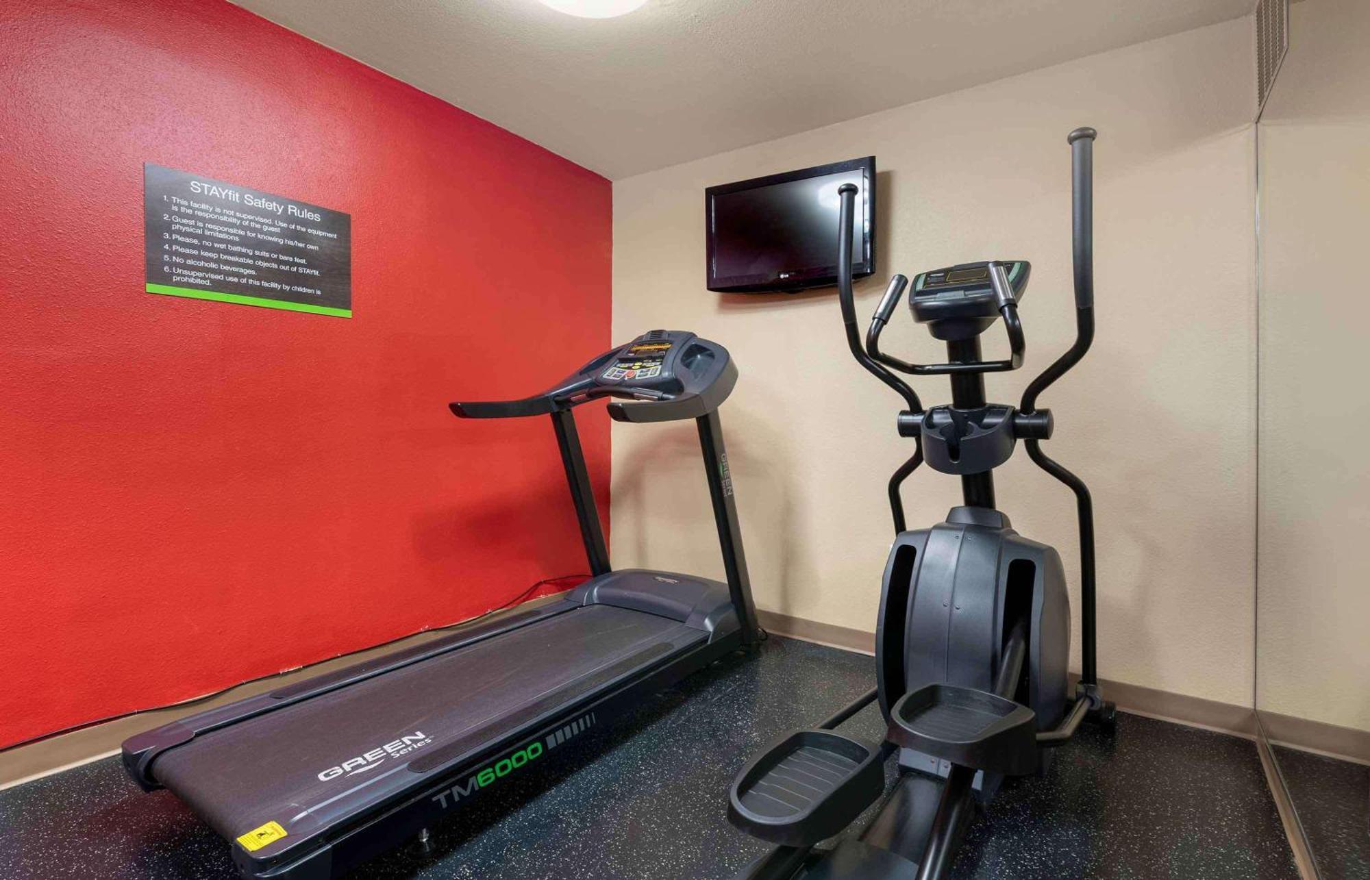 Extended Stay America Suites - Orlando - Convention Center - Universal Blvd Williamsburg Екстериор снимка