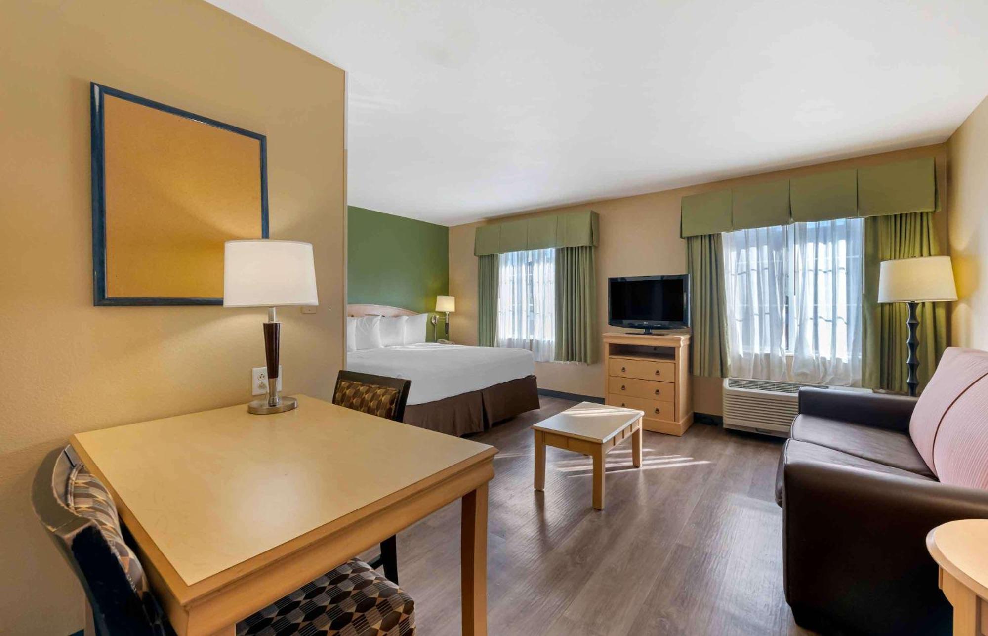 Extended Stay America Suites - Orlando - Convention Center - Universal Blvd Williamsburg Екстериор снимка