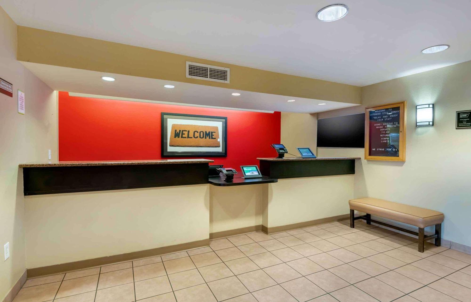 Extended Stay America Suites - Orlando - Convention Center - Universal Blvd Williamsburg Екстериор снимка